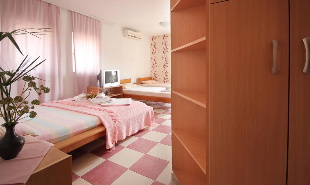 Apartments Villa Slavica Petrovac Pokój zdjęcie